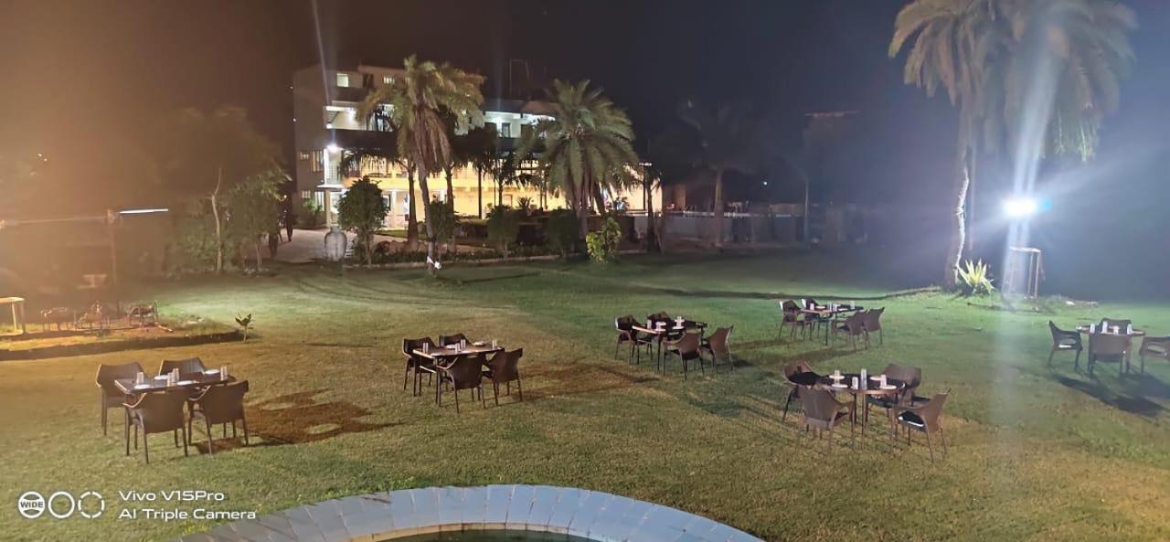 Hotel Silent Daman Luaran gambar
